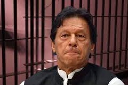 কারাগার থেকে ভোটারদের যে বার্তা দিলেন ইমরান খান