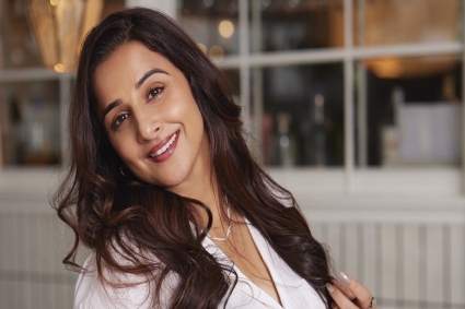 কবে থেকে সিগারেটে আসক্ত বিদ্যা, জানালেন গোপন তথ্য