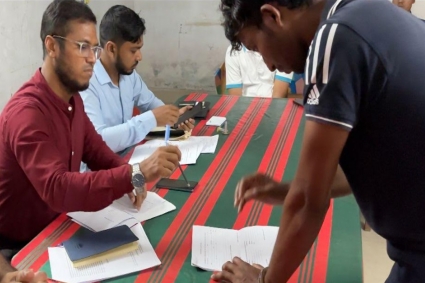 ছাত্রীনিবাসের সামনে অশ্লীল অঙ্গভঙ্গির দায়ে যুবকের কারাদণ্ড 