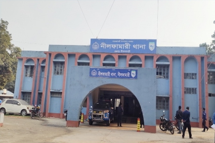 চালকের গলা কেটে ইজিবাইক নিয়ে গেল দুর্বৃত্তরা