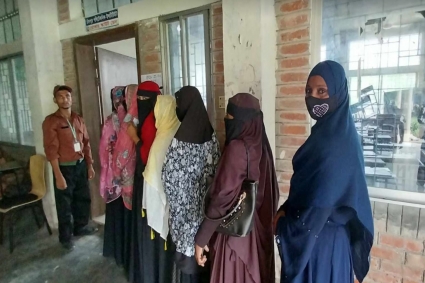  চাঁদপুরের দুই উপজেলায় চলছে ভোটগ্রহণ, ভোটার উপস্থিতি কম