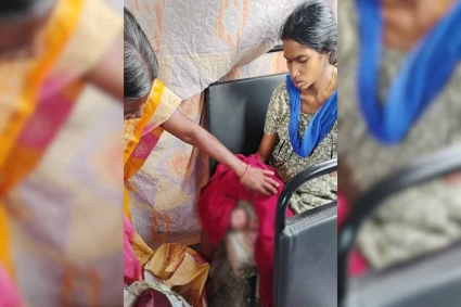 চলন্ত বাসে সন্তান প্রসব তরুণীর, এগিয়ে এলেন কন্ডাক্টর-যাত্রীরা