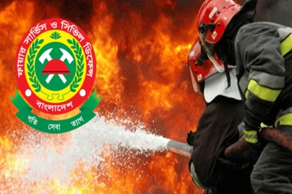 আশুলিয়ার তিন পোশাক কারখানার আগুন নিয়ন্ত্রণে