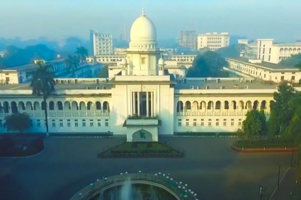 রাষ্ট্রের তিন স্তম্ভের একটি আরেকটির ওপর নিয়ন্ত্রণ আরোপ করতে পারে না